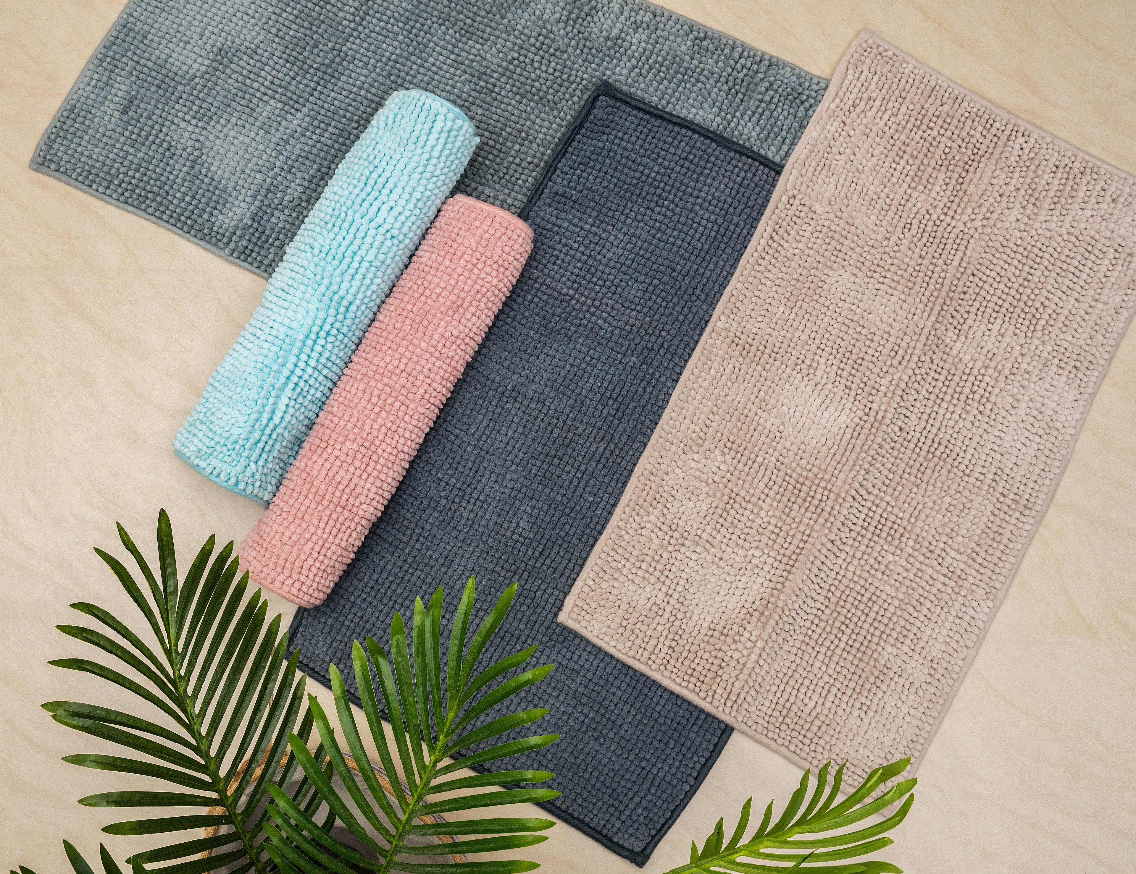 Noodle Shower & Bathroom Bath Mat Non Slip Soft Pile Design