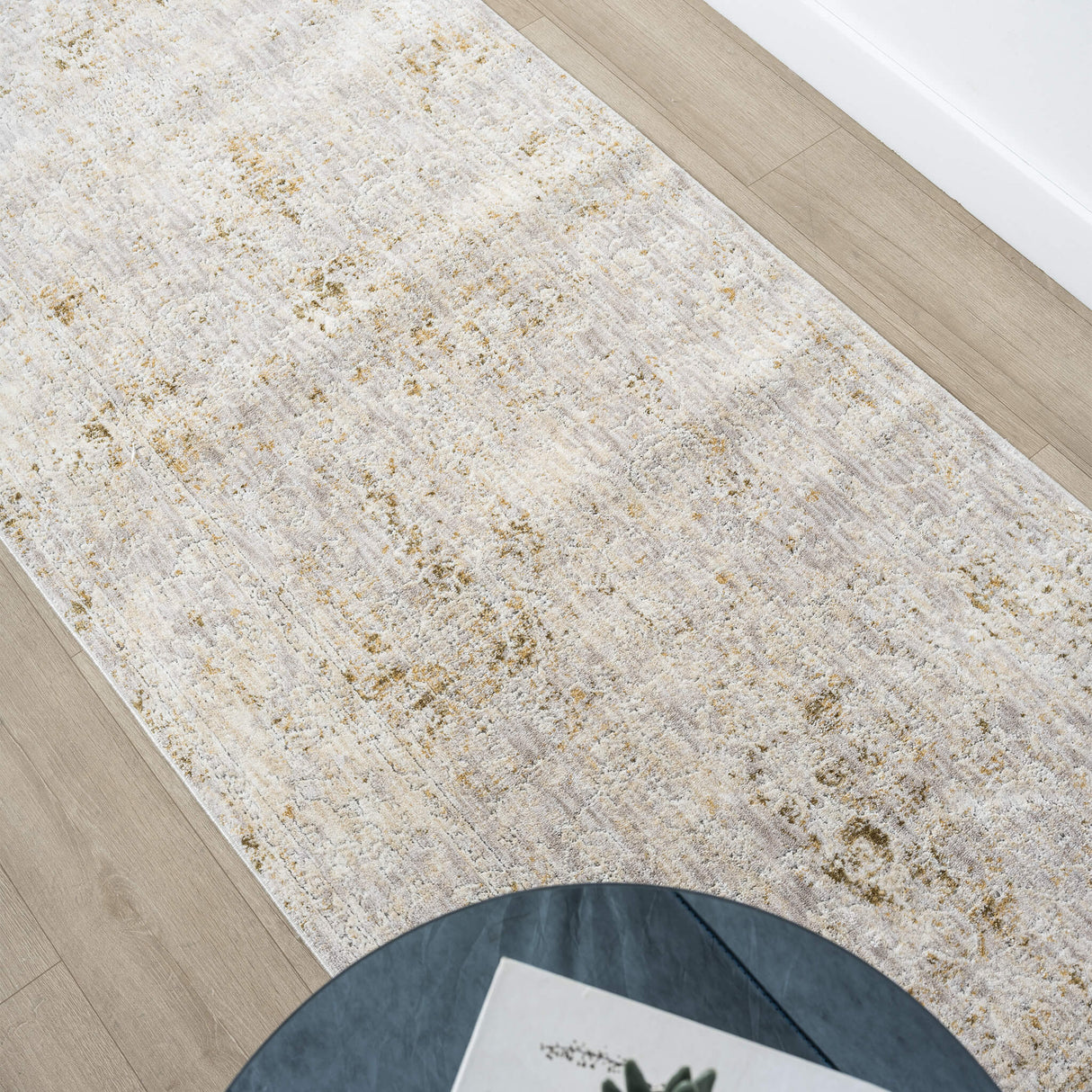 Adelia Premium Runner