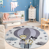 kids mat with balloon design 