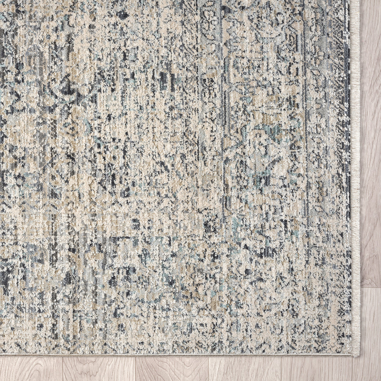 Aubre Contemporary Runner