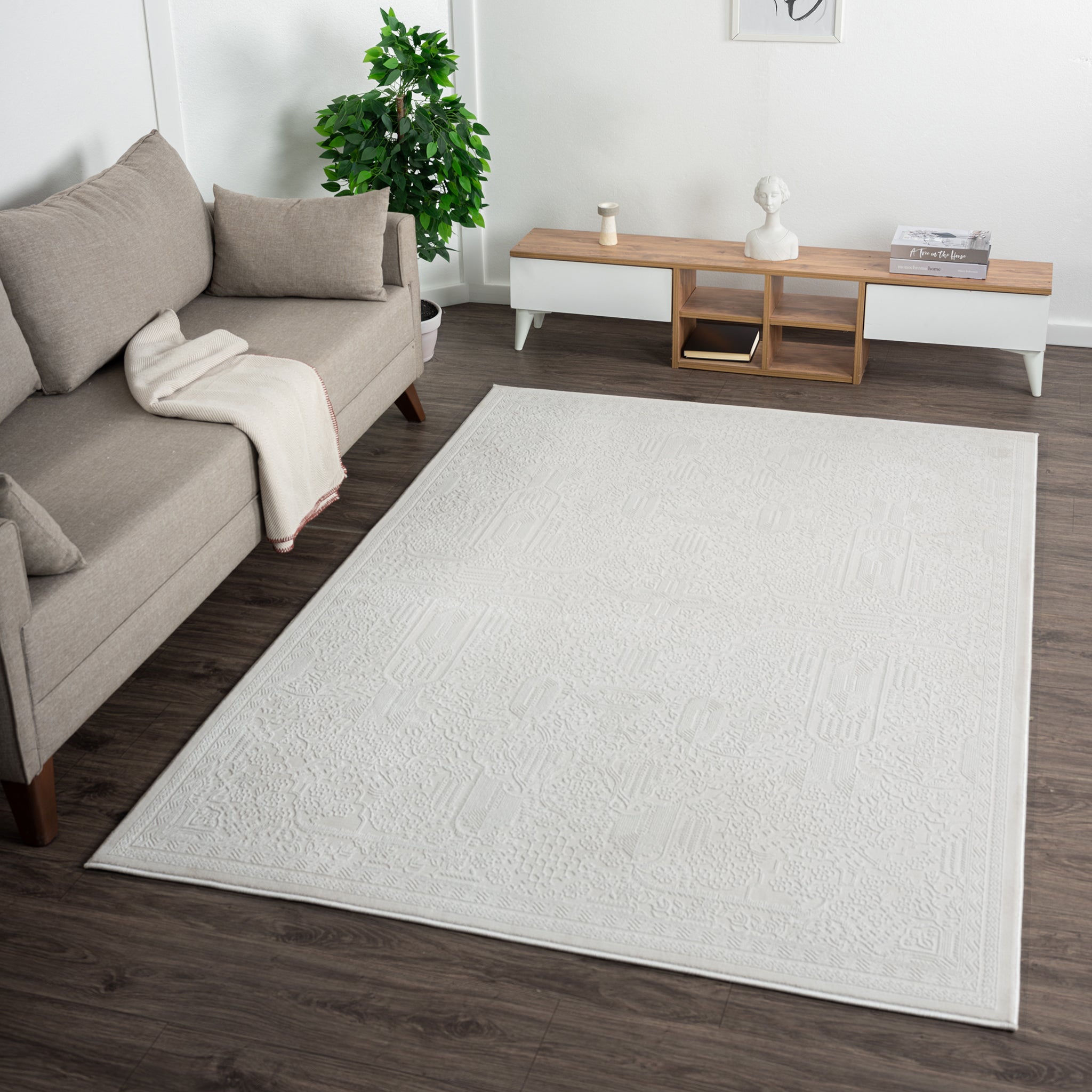 Grande Jacquard Rug Ivory