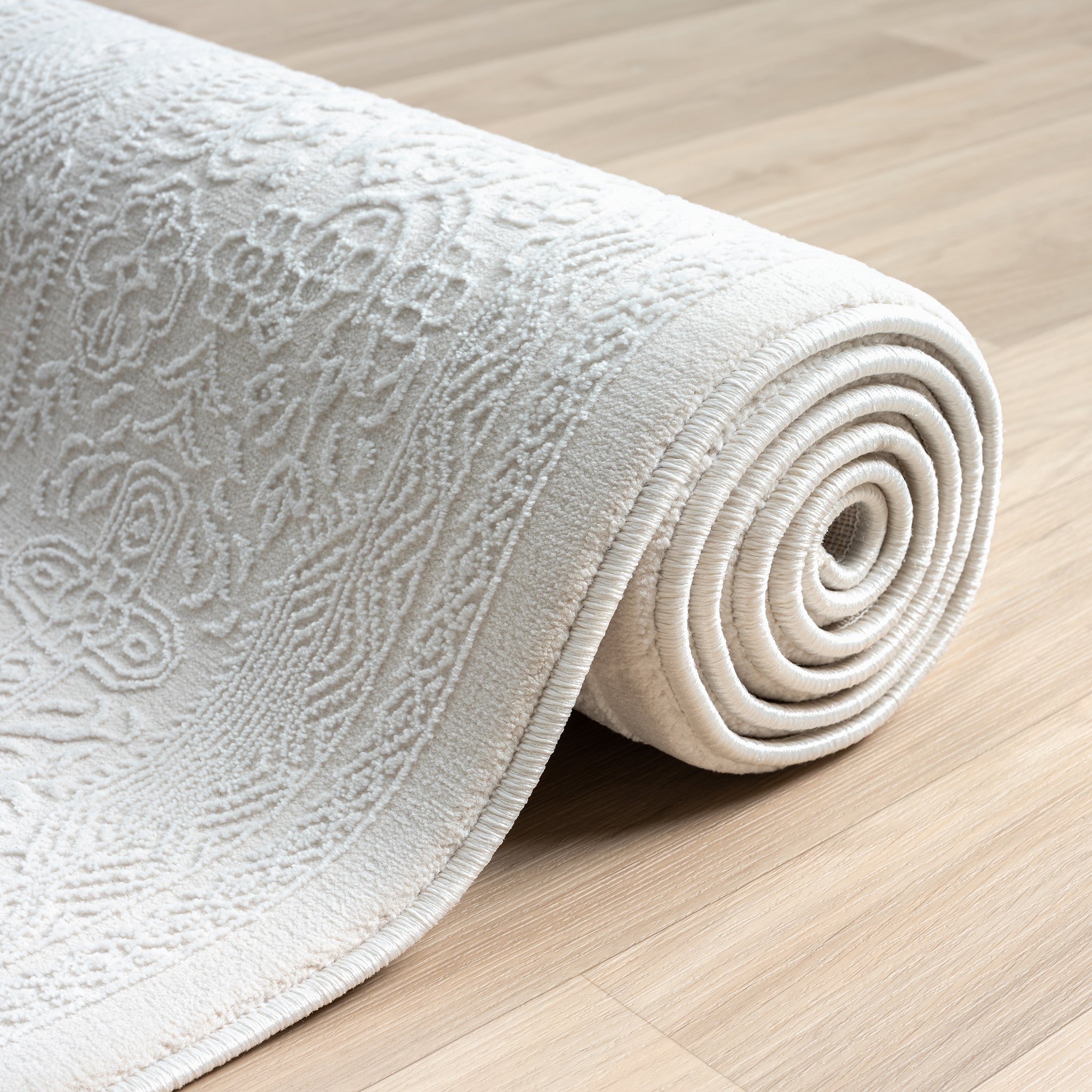 Grande Jacquard Rug Ivory