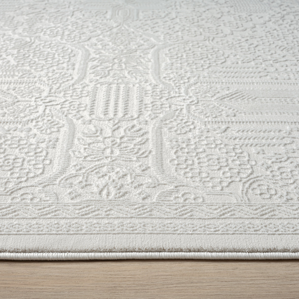 Grande Jacquard Rug Ivory