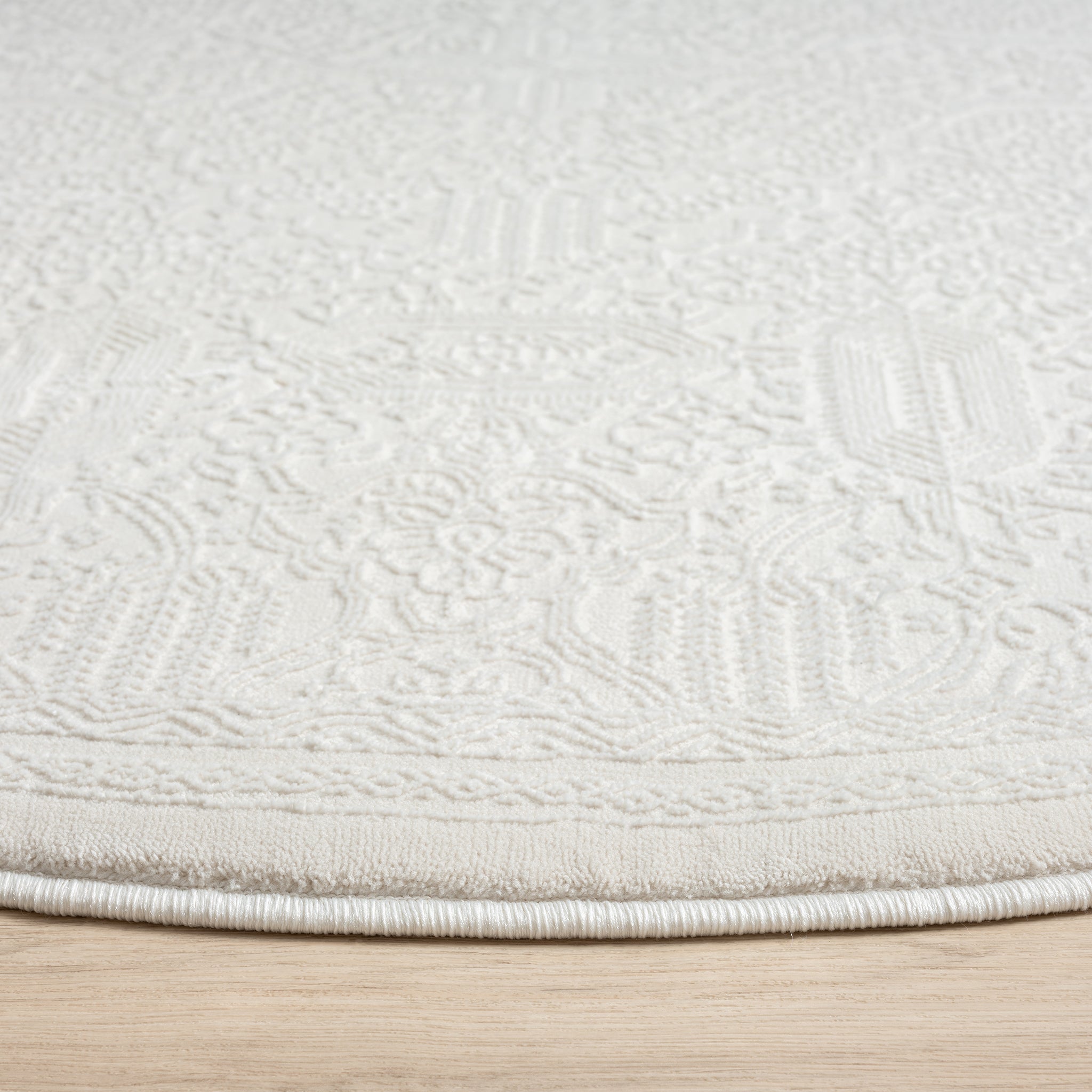 Grande Jacquard Rug Ivory