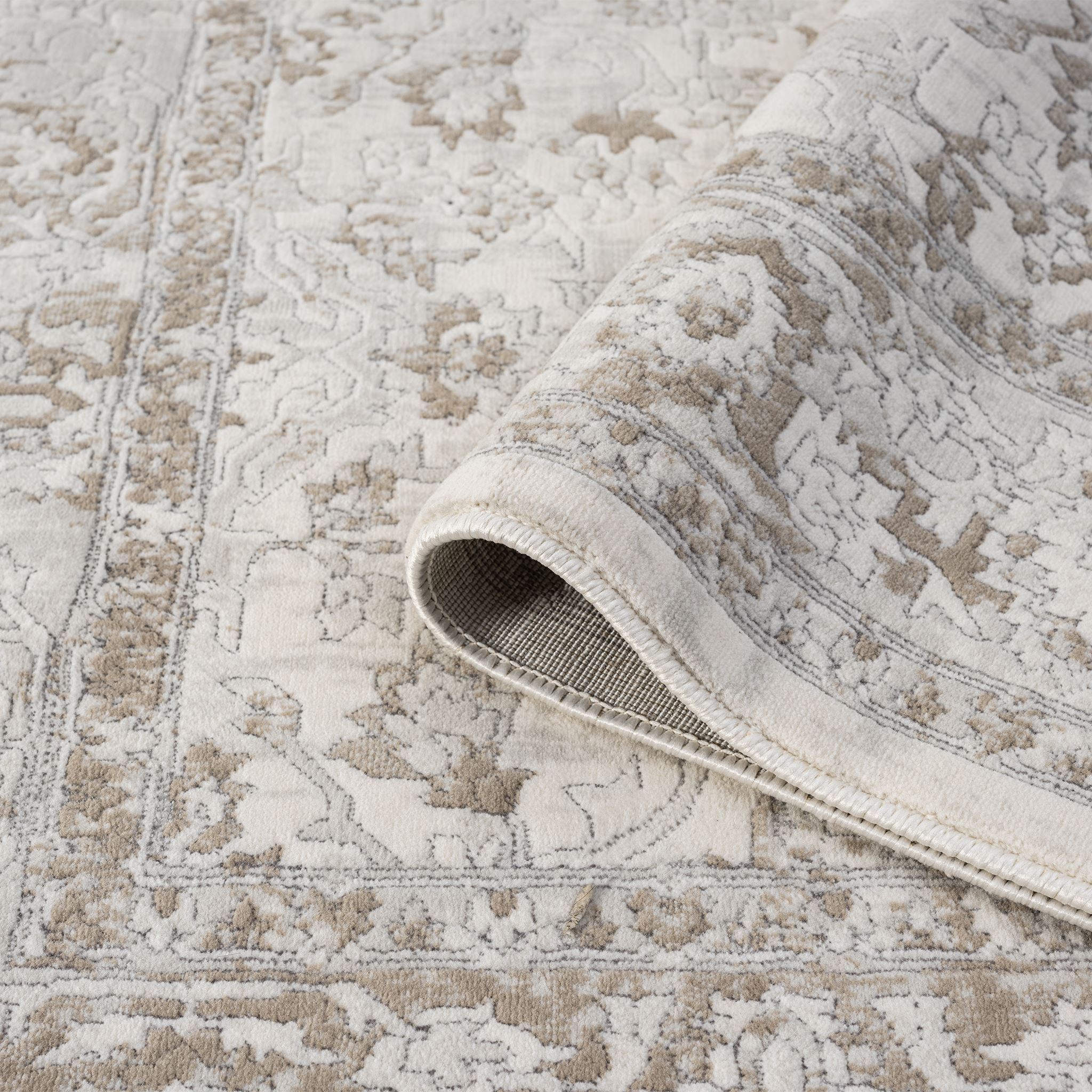 Adriano Pearl Luxe Rug