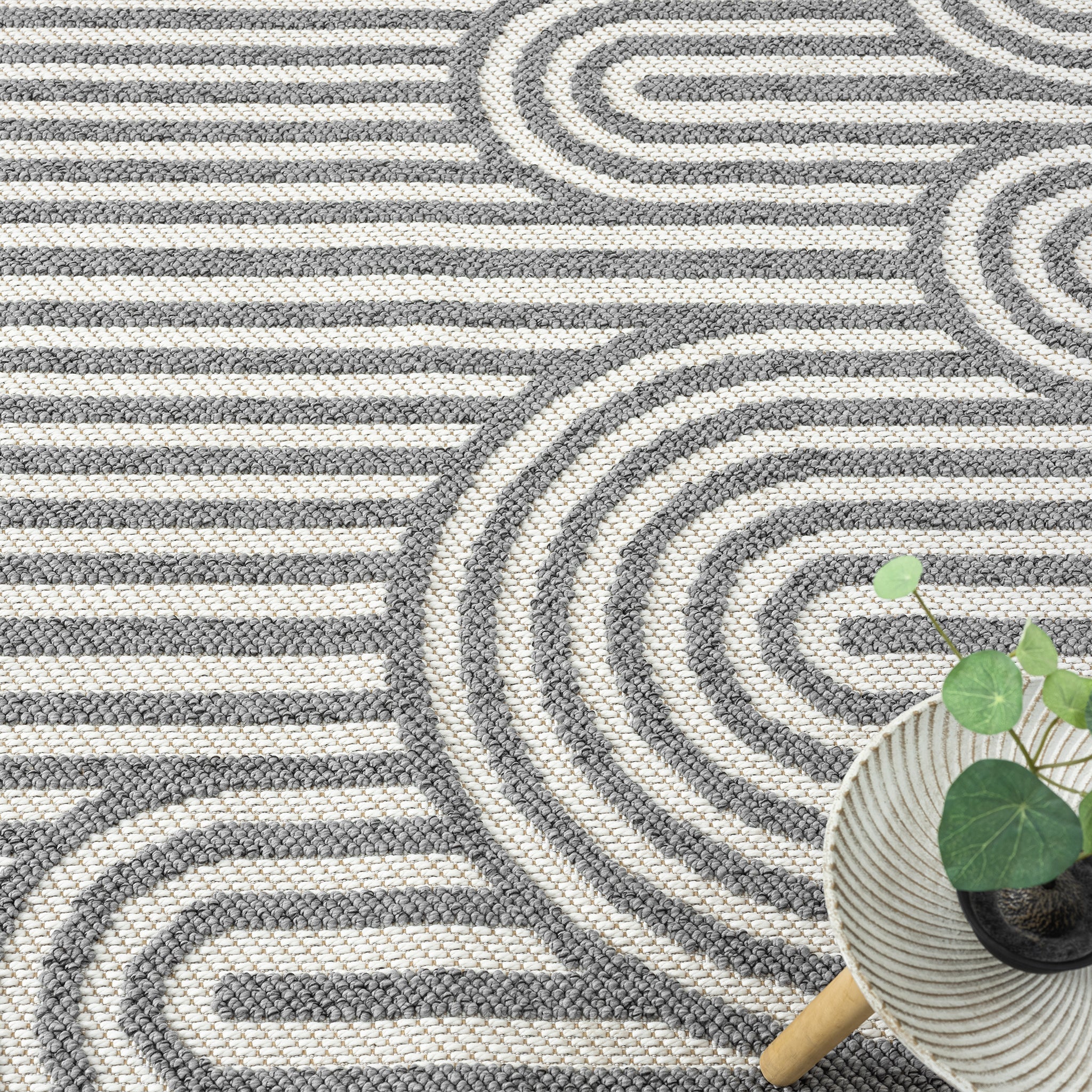 Salvino Premium Rug