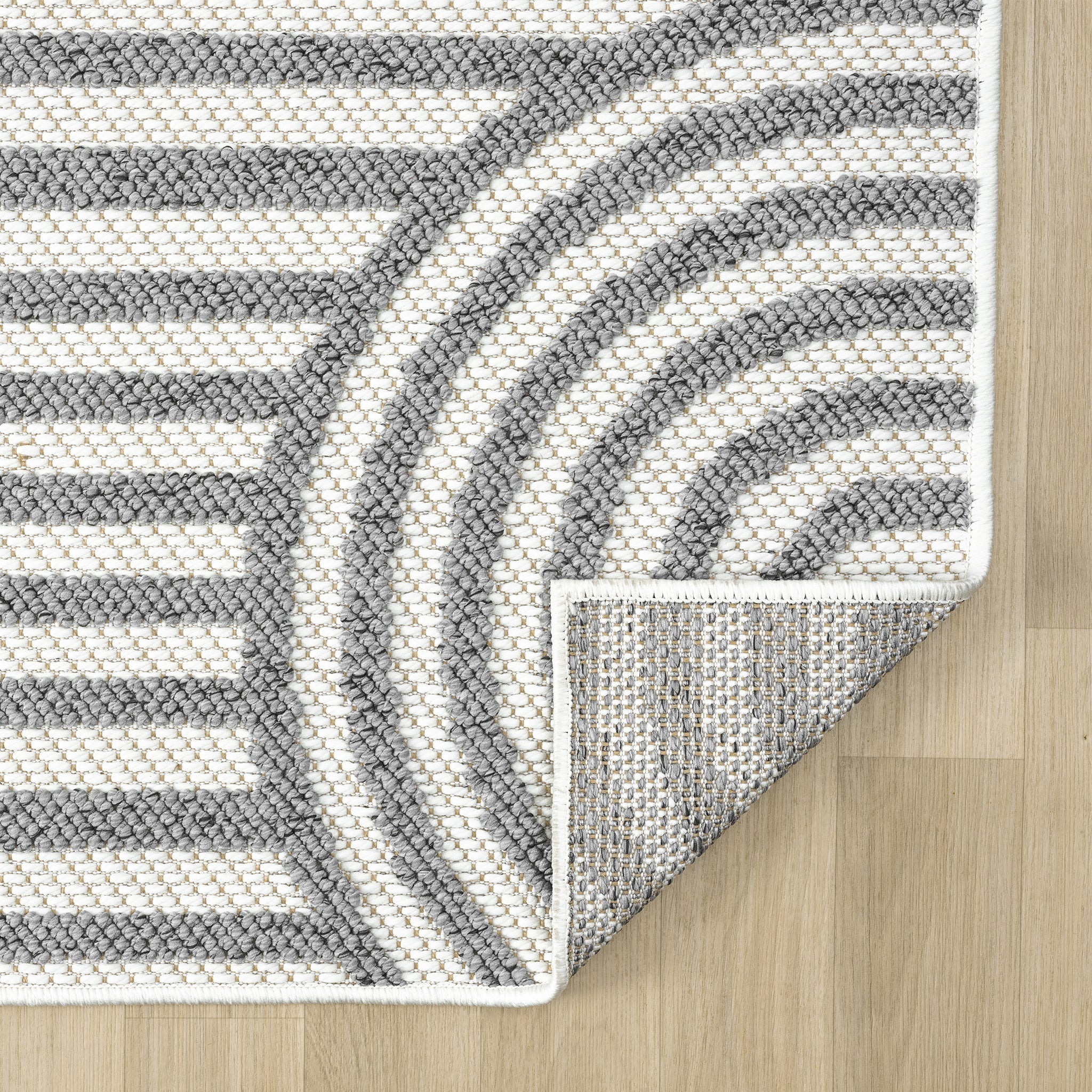 Salvino Premium Rug